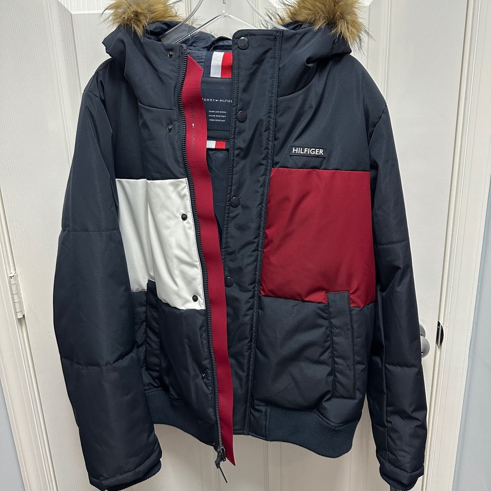 Brand New Men’s Tommy Hilfiger Logo Bomber Jacket Windbreaker